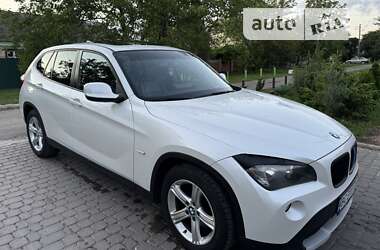 Внедорожник / Кроссовер BMW X1 2011 в Полтаве