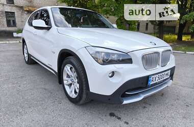 Внедорожник / Кроссовер BMW X1 2010 в Белозерье