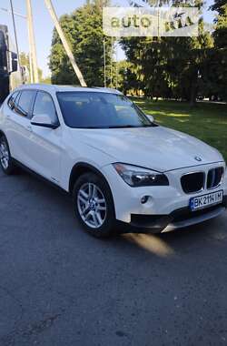 Позашляховик / Кросовер BMW X1 2013 в Рівному