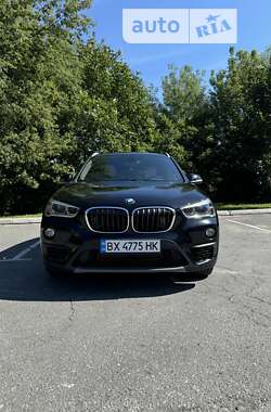 Внедорожник / Кроссовер BMW X1 2017 в Хмельницком