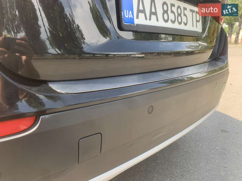 Внедорожник / Кроссовер BMW X1 2011 в Киеве