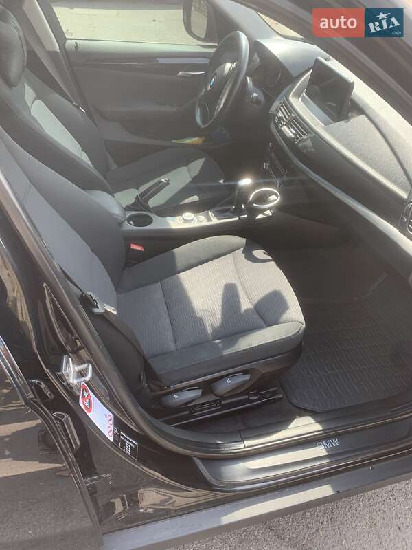 Внедорожник / Кроссовер BMW X1 2011 в Киеве