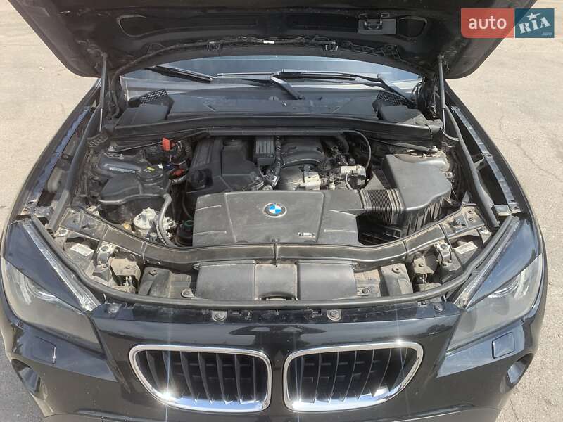 Внедорожник / Кроссовер BMW X1 2011 в Киеве