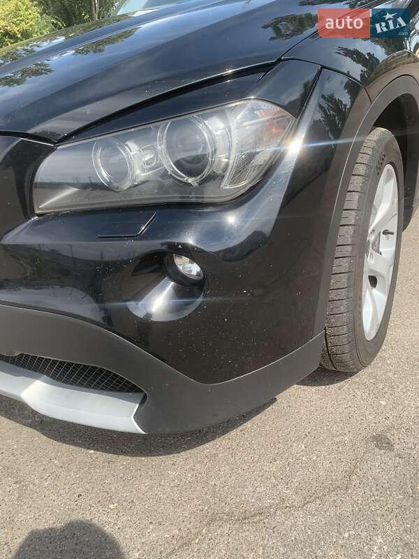 Внедорожник / Кроссовер BMW X1 2011 в Киеве