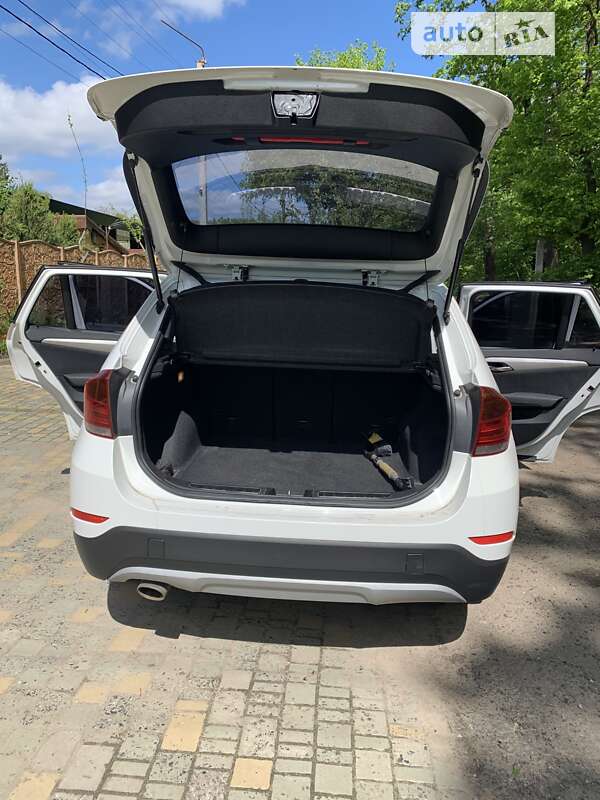 Внедорожник / Кроссовер BMW X1 2014 в Харькове