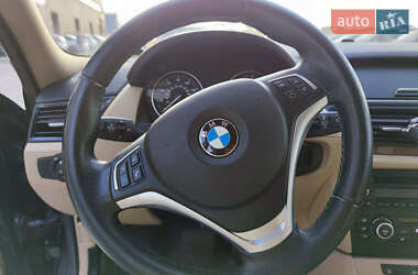 Позашляховик / Кросовер BMW X1 2014 в 