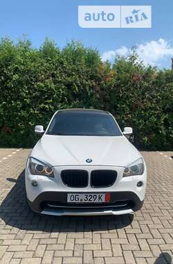 Позашляховик / Кросовер BMW X1 2010 в Ужгороді