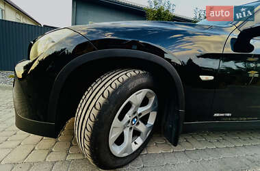 Позашляховик / Кросовер BMW X1 2011 в Луцьку