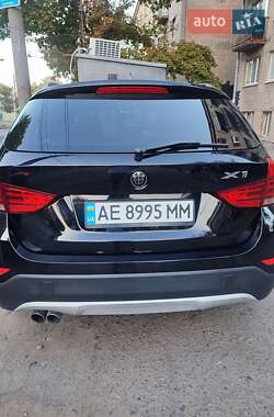 Внедорожник / Кроссовер BMW X1 2014 в 