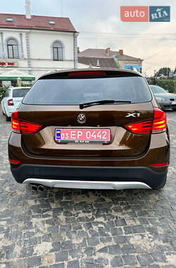 Внедорожник / Кроссовер BMW X1 2013 в Дубно