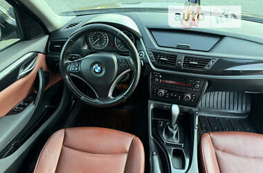 Внедорожник / Кроссовер BMW X1 2010 в Иршаве