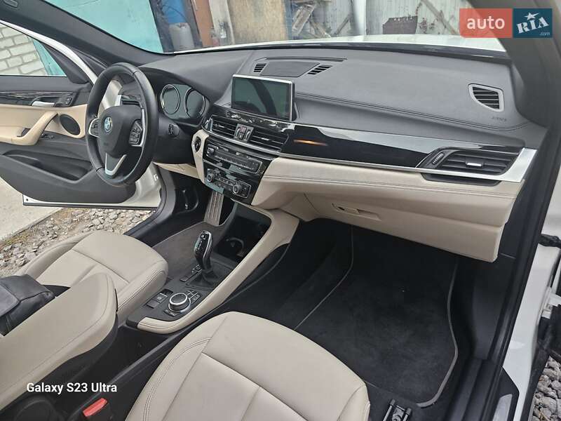 Внедорожник / Кроссовер BMW X1 2020 в Киеве
