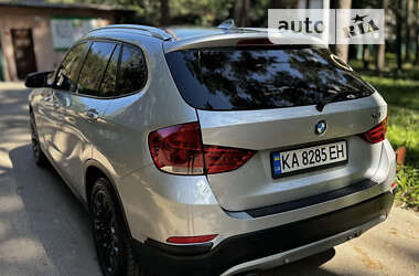 Позашляховик / Кросовер BMW X1 2013 в Києві