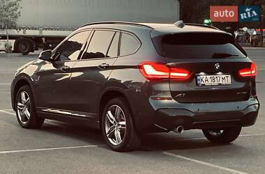 Внедорожник / Кроссовер BMW X1 2022 в 