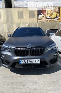 Внедорожник / Кроссовер BMW X1 2016 в Киеве