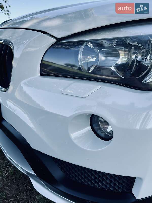 Внедорожник / Кроссовер BMW X1 2014 в Луцке
