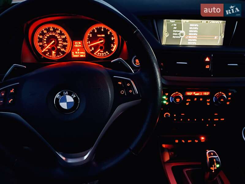 Внедорожник / Кроссовер BMW X1 2014 в Луцке