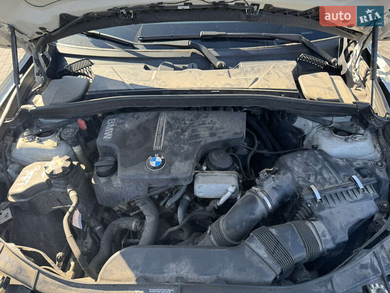 Позашляховик / Кросовер BMW X1 2014 в Києві