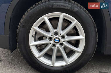 Внедорожник / Кроссовер BMW X1 2020 в 