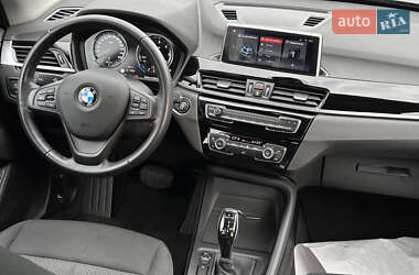 Внедорожник / Кроссовер BMW X1 2020 в 