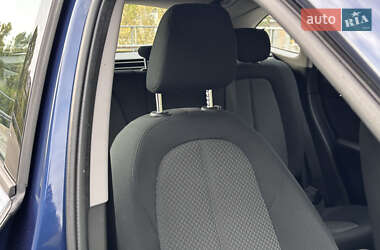 Внедорожник / Кроссовер BMW X1 2020 в 
