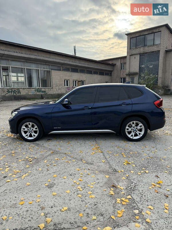 Внедорожник / Кроссовер BMW X1 2014 в Обухове