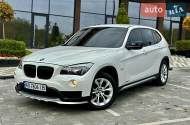 Позашляховик / Кросовер BMW X1 2010 в Ужгороді