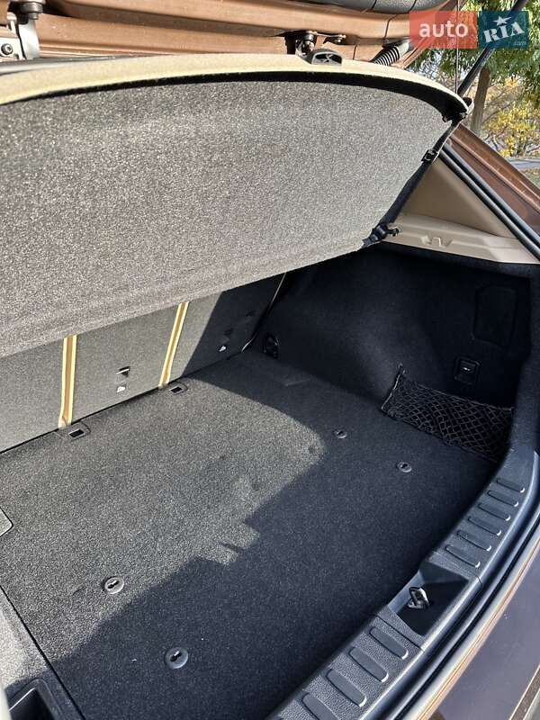 Внедорожник / Кроссовер BMW X1 2012 в Киеве