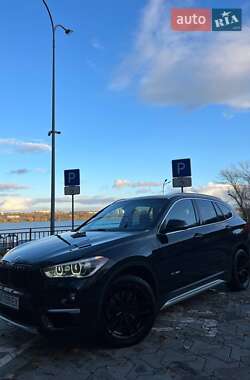 Внедорожник / Кроссовер BMW X1 2016 в Тернополе