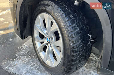 Внедорожник / Кроссовер BMW X1 2010 в Киеве