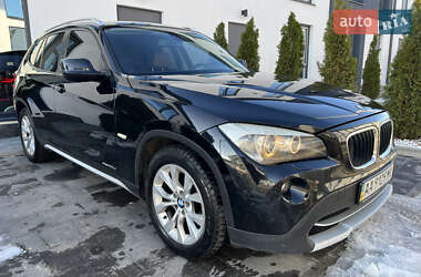 Внедорожник / Кроссовер BMW X1 2010 в Киеве