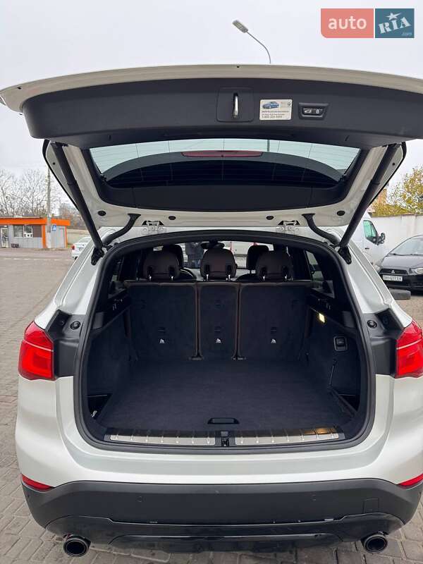 Позашляховик / Кросовер BMW X1 2017 в Одесі