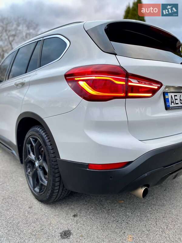 Внедорожник / Кроссовер BMW X1 2015 в Днепре