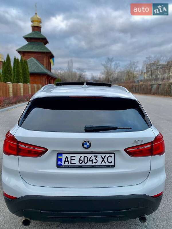 Внедорожник / Кроссовер BMW X1 2015 в Днепре