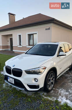 Внедорожник / Кроссовер BMW X1 2016 в Ровно