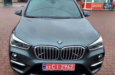 Внедорожник / Кроссовер BMW X1 2016 в Ровно