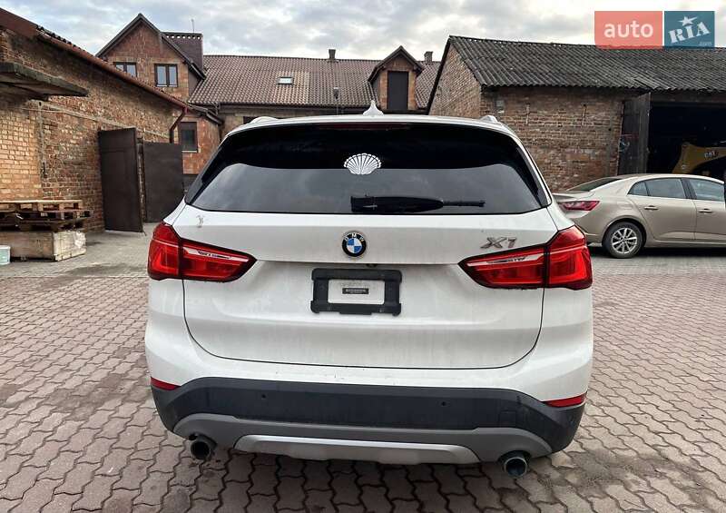 Внедорожник / Кроссовер BMW X1 2015 в Виннице