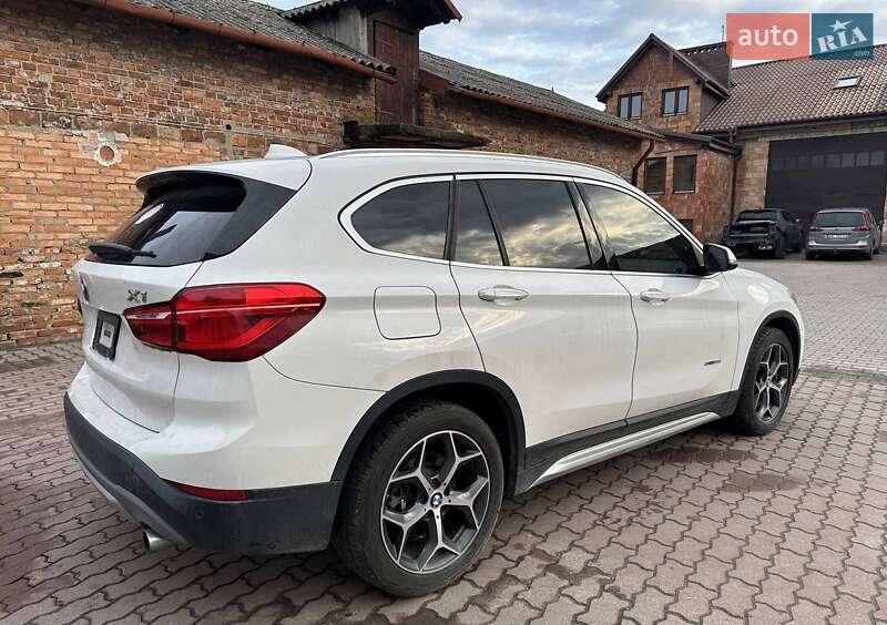 Внедорожник / Кроссовер BMW X1 2015 в Виннице