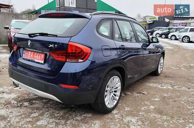 Внедорожник / Кроссовер BMW X1 2012 в 