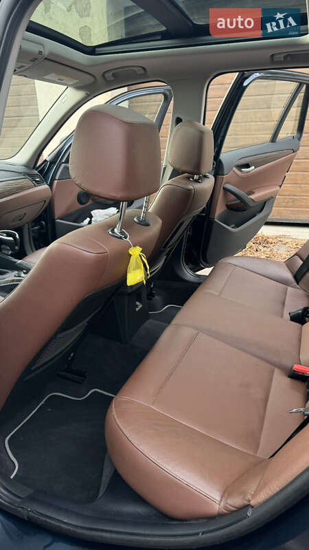 Внедорожник / Кроссовер BMW X1 2012 в Виннице