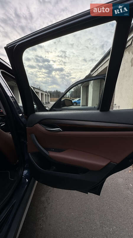 Внедорожник / Кроссовер BMW X1 2012 в Виннице