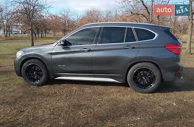 Внедорожник / Кроссовер BMW X1 2016 в Николаеве