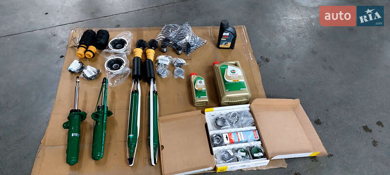 Позашляховик / Кросовер BMW X1 2013 в Харкові