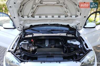 Внедорожник / Кроссовер BMW X1 2010 в 