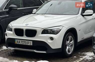 Внедорожник / Кроссовер BMW X1 2011 в Киеве