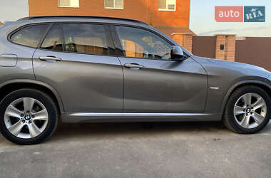 Внедорожник / Кроссовер BMW X1 2012 в 