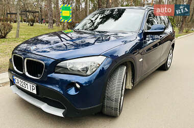 Позашляховик / Кросовер BMW X1 2010 в Києві