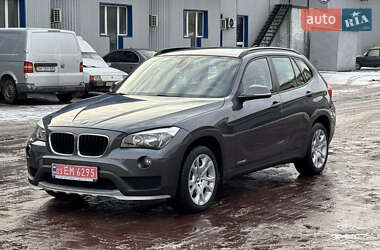 Внедорожник / Кроссовер BMW X1 2015 в Ровно