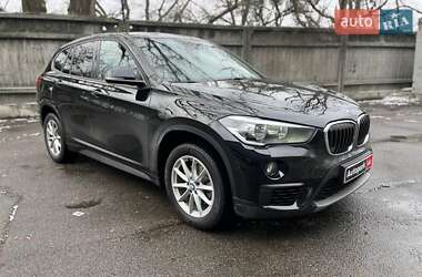 Внедорожник / Кроссовер BMW X1 2017 в Киеве