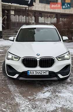 Внедорожник / Кроссовер BMW X1 2017 в Харькове